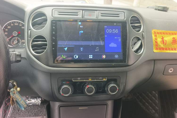 Used Volkswagen Tiguan 2015 1.8TSI Automatic Two-Wheel Drive Trend Edition Audio And AC Panel
