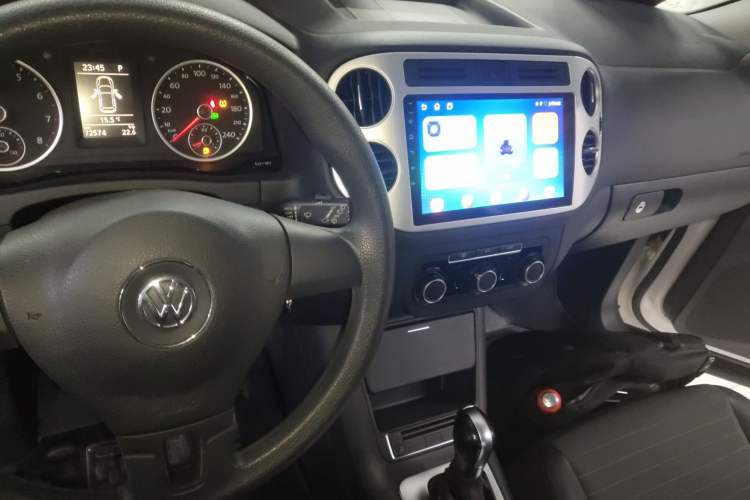 Used Volkswagen Tiguan 2015 1.8TSI Automatic Two-Wheel Drive Trend Edition Audio And AC Panel