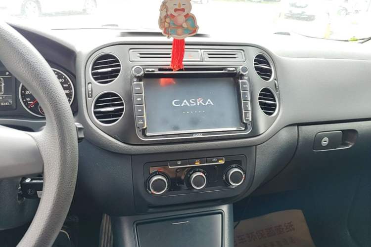Used Volkswagen Tiguan 2015 1.8TSI Automatic Two-Wheel Drive Trend Edition Audio And AC Panel