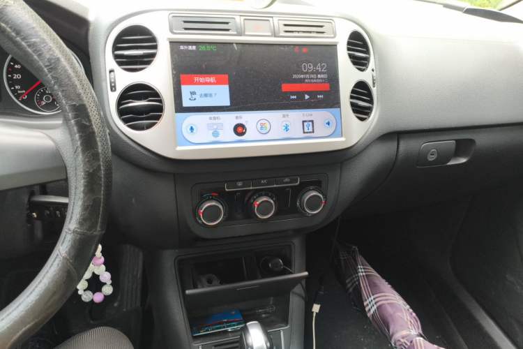 Used Volkswagen Tiguan 2015 1.8TSI Automatic Two-Wheel Drive Trend Edition Audio And AC Panel