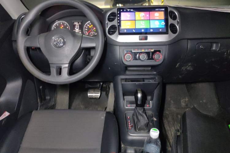 Used Volkswagen Tiguan 2015 1.8TSI Automatic Two-Wheel Drive Trend Edition Audio And AC Panel