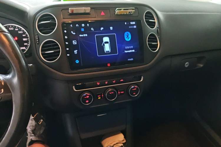 Used Volkswagen Tiguan 2015 1.8TSI Automatic All-Wheel Drive Style Vision Edition Audio And AC Panel