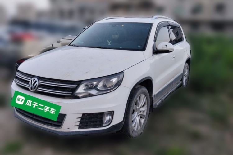 Used Volkswagen Tiguan 2015 1.8TSI Automatic Two-Wheel Drive Luxury Model Guazi used car, China used car export, Used car for sale, Used Volkswagen cars, Cheapest cars for sale