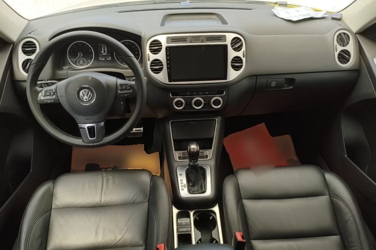 Used Volkswagen Tiguan 2015 1.8TSI Automatic Two-Wheel Drive Comfort Edition Center Console