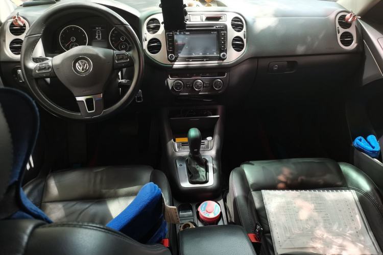 Used Volkswagen Tiguan 2015 1.8TSI Automatic Two-Wheel Drive Comfort Edition Center Console