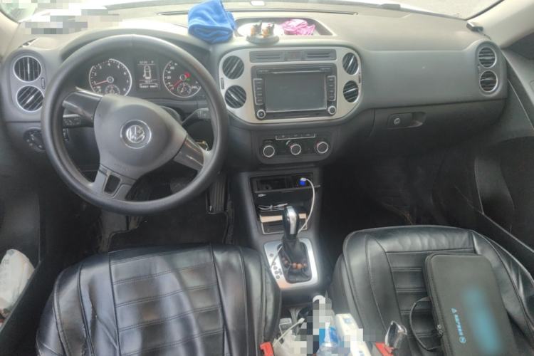 Used Volkswagen Tiguan 2015 1.8TSI Automatic Two-Wheel Drive Trend Edition Center Console