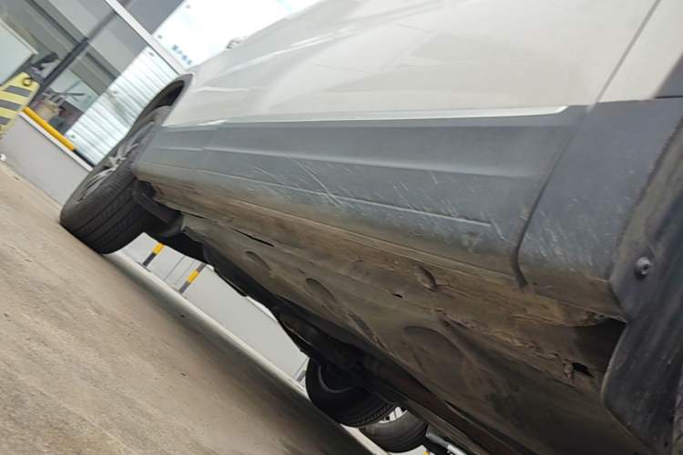 Used Volkswagen Tiguan 2015 1.8TSI Automatic Two-Wheel Drive Luxury Model Chassis Front Right
