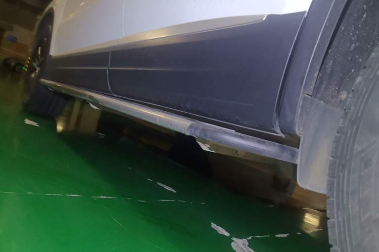 Used Volkswagen Tiguan 2015 1.8TSI Automatic All-Wheel-Drive Luxury Model Chassis Rear Left