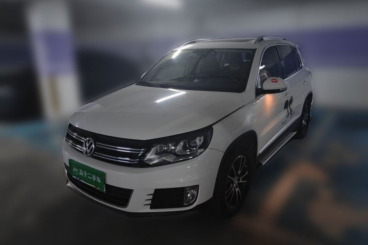 Used Volkswagen Tiguan 2015 1.8TSI Automatic All-Wheel-Drive Luxury Model Guazi used car, China used car export, Used car for sale, Used Volkswagen cars, Cheapest cars for sale