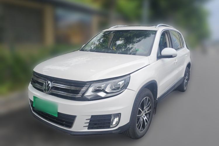 Used Volkswagen Tiguan 2015 1.8TSI Automatic All-Wheel-Drive Luxury Model Guazi used car, China used car export, Used car for sale, Used cars, Cheapest cars for sale