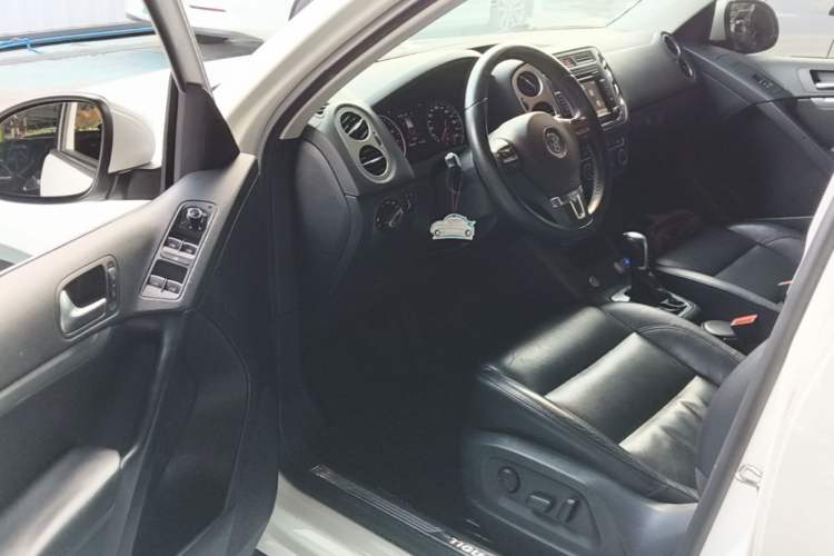 Used Volkswagen Tiguan 2015 1.8TSI Automatic Two-Wheel Drive Luxury Model Driver Seat
