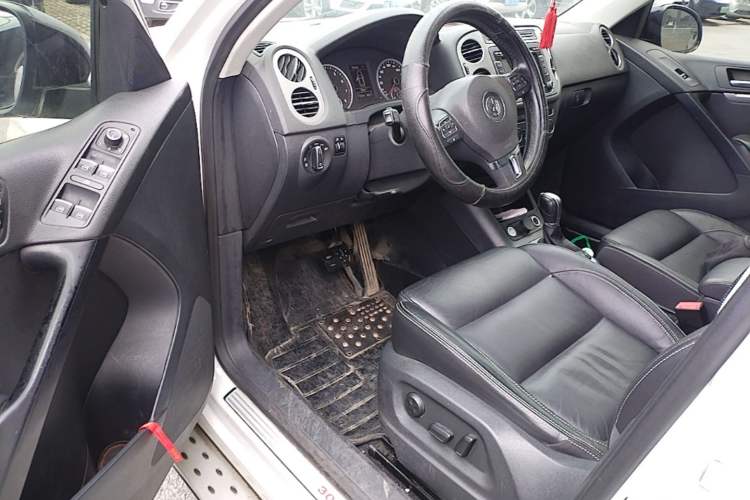 Used Volkswagen Tiguan 2015 1.8TSI Automatic Two-Wheel Drive Comfort Edition Driver Seat