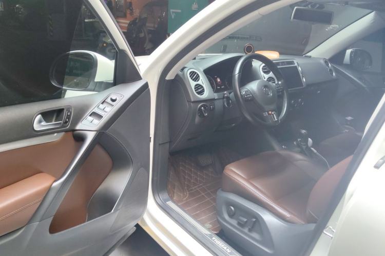 Used Volkswagen Tiguan 2015 1.8TSI Automatic Two-Wheel Drive Luxury Model Driver Seat