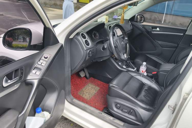 Used Volkswagen Tiguan 2015 1.8TSI Automatic Two-Wheel Drive Luxury Model Driver Seat