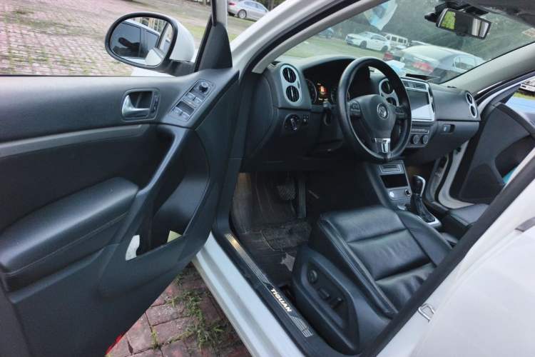 Used Volkswagen Tiguan 2015 1.8TSI Automatic Two-Wheel Drive Luxury Model Driver Seat