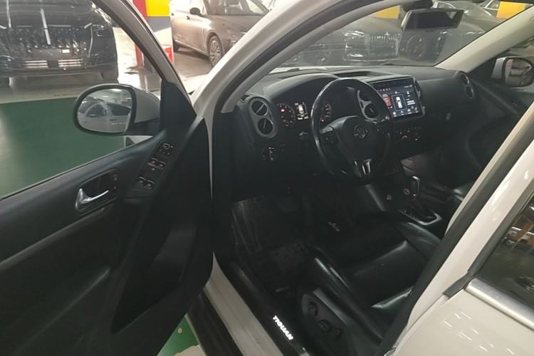 Used Volkswagen Tiguan 2015 1.8TSI Automatic Two-Wheel Drive Luxury Model Driver Seat