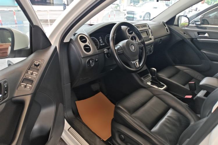 Used Volkswagen Tiguan 2015 1.8TSI Automatic Two-Wheel Drive Comfort Edition Driver Seat