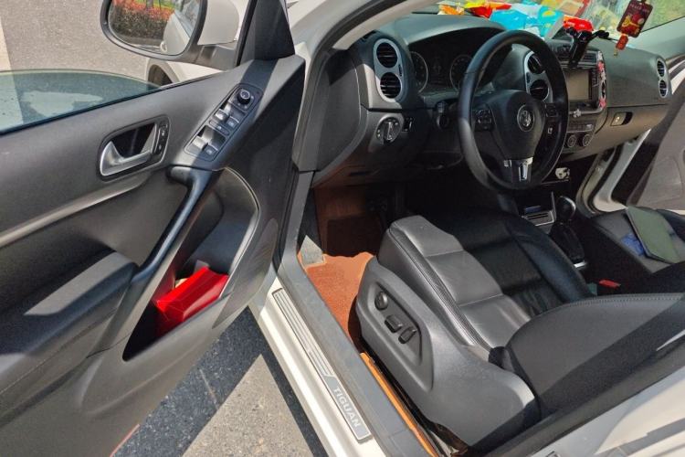 Used Volkswagen Tiguan 2015 1.8TSI Automatic Two-Wheel Drive Comfort Edition Driver Seat