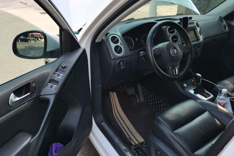 Used Volkswagen Tiguan 2015 1.8TSI Automatic Two-Wheel Drive Luxury Model Driver Seat