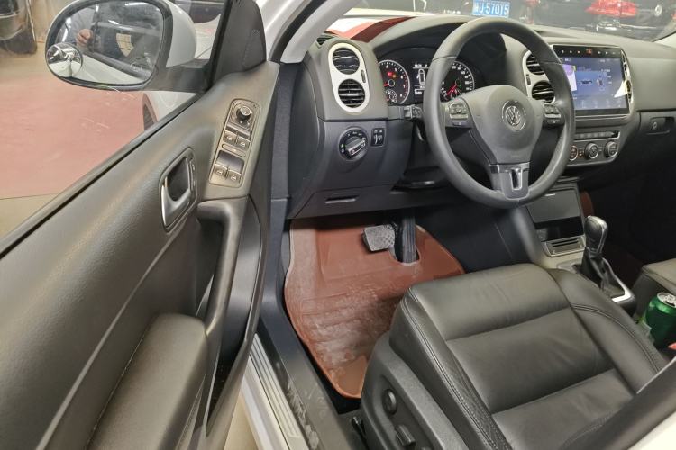 Used Volkswagen Tiguan 2015 1.8TSI Automatic Two-Wheel Drive Comfort Edition Driver Seat