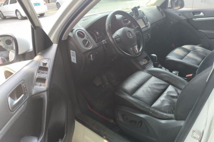 Used Volkswagen Tiguan 2015 2.0 TSI Comfort Edition Driver Seat