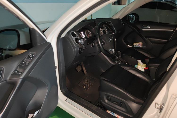 Used Volkswagen Tiguan 2015 1.8TSI Automatic Two-Wheel Drive Comfort Edition Driver Seat
