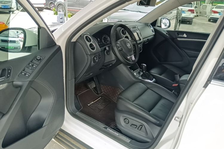 Used Volkswagen Tiguan 2015 1.8TSI Automatic Two-Wheel Drive Luxury Model Driver Seat