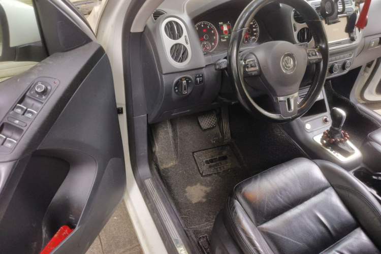 Used Volkswagen Tiguan 2015 1.8TSI Automatic Two-Wheel Drive Luxury Model Driver Seat
