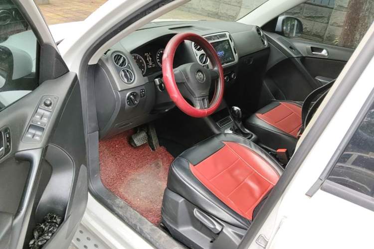 Used Volkswagen Tiguan 2015 1.8TSI Automatic Two-Wheel Drive Trend Edition Driver Seat