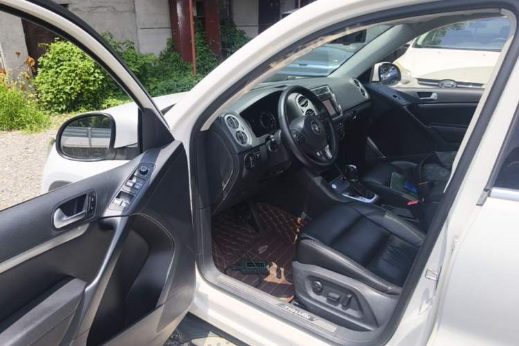 Used Volkswagen Tiguan 2015 1.8TSI Automatic Two-Wheel Drive Luxury Model Driver Seat
