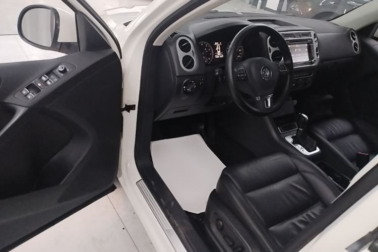 Used Volkswagen Tiguan 2015 1.8TSI Automatic Two-Wheel Drive Comfort Edition Driver Seat