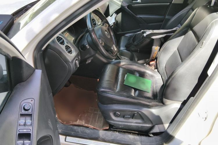 Used Volkswagen Tiguan 2015 1.8TSI Automatic All-Wheel Drive Comfort Edition Driver Seat