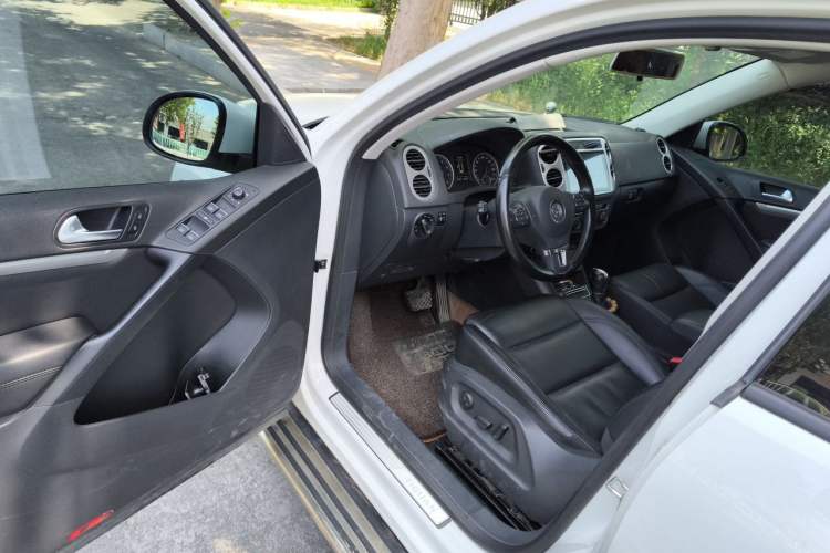 Used Volkswagen Tiguan 2015 1.8TSI Automatic Two-Wheel Drive Comfort Edition Driver Seat