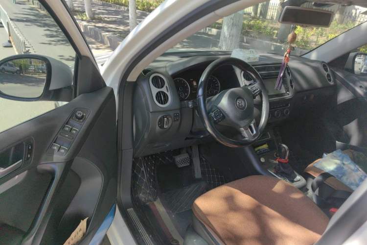 Used Volkswagen Tiguan 2015 1.8TSI Automatic Two-Wheel Drive Luxury Model Driver Seat