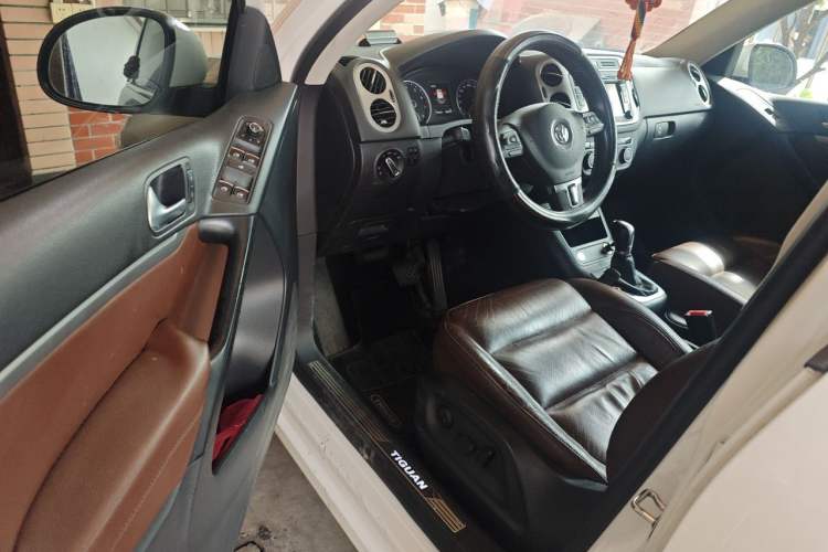 Used Volkswagen Tiguan 2015 1.8TSI Automatic Two-Wheel Drive Luxury Model Driver Seat