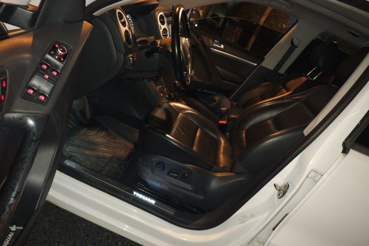 Used Volkswagen Tiguan 2015 1.8TSI Automatic Two-Wheel Drive Luxury Model Driver Seat