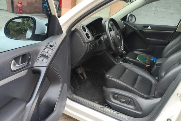 Used Volkswagen Tiguan 2015 1.8TSI Automatic Two-Wheel Drive Luxury Model Driver Seat
