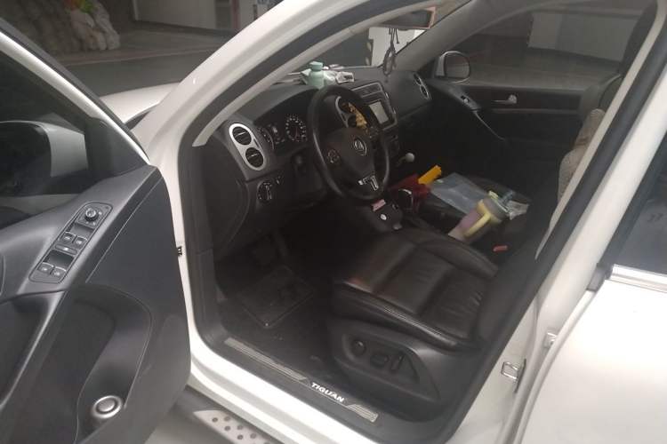 Used Volkswagen Tiguan 2015 1.8TSI Automatic Two-Wheel Drive Luxury Model Driver Seat