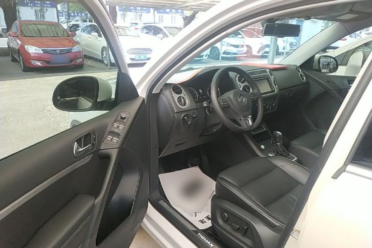 Used Volkswagen Tiguan 2015 1.8TSI Automatic Two-Wheel Drive Luxury Model Driver Seat