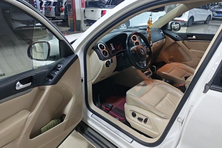 Used Volkswagen Tiguan 2015 1.8TSI Automatic Two-Wheel Drive Comfort Edition Driver Seat