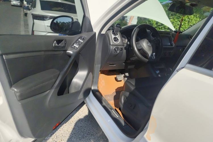 Used Volkswagen Tiguan 2015 1.8TSI Automatic Two-Wheel Drive Luxury Model Driver Seat
