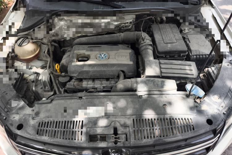 Used Volkswagen Tiguan 2015 1.8TSI Automatic Two-Wheel Drive Luxury Model Engine Bay