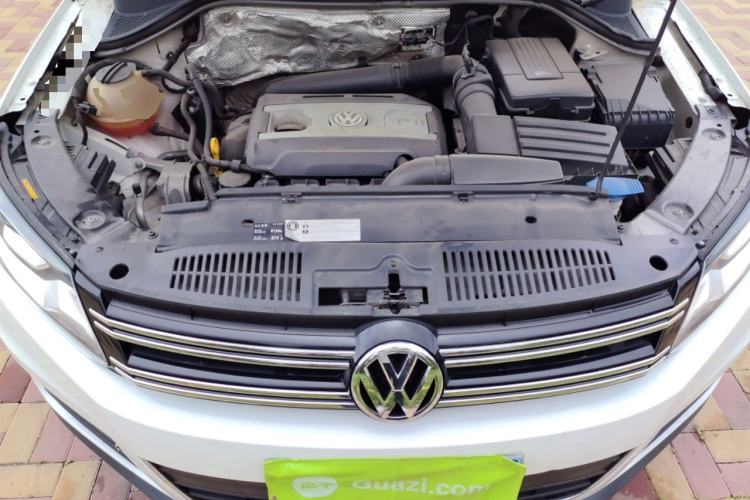 Used Volkswagen Tiguan 2015 1.8TSI Automatic Two-Wheel Drive Luxury Model Engine Bay