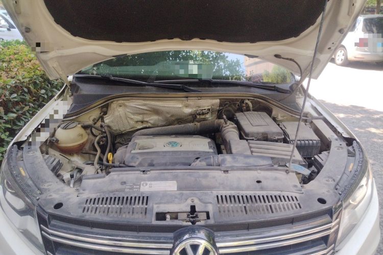 Used Volkswagen Tiguan 2015 1.8TSI Automatic Two-Wheel Drive Comfort Edition Engine Bay
