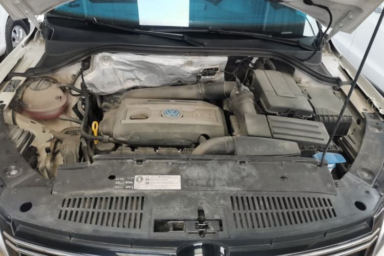 Used Volkswagen Tiguan 2015 1.8TSI Automatic Two-Wheel Drive Comfort Edition Engine Bay