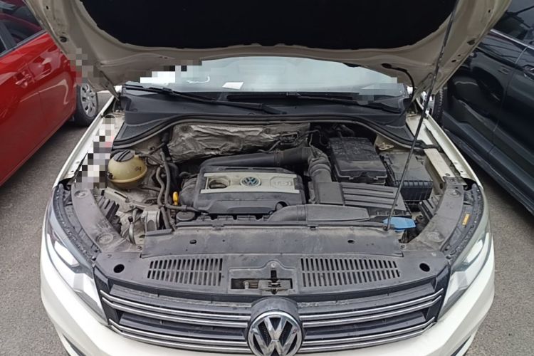 Used Volkswagen Tiguan 2015 1.8TSI Automatic Two-Wheel Drive Comfort Edition Engine Bay