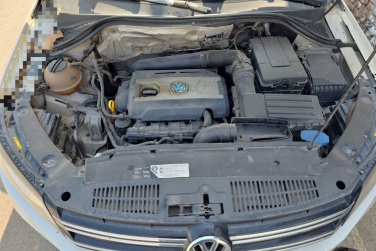 Used Volkswagen Tiguan 2015 1.8TSI Automatic Two-Wheel Drive Comfort Edition Engine Bay