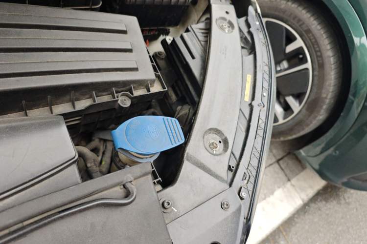 Used Volkswagen Tiguan 2015 1.8TSI Automatic Two-Wheel Drive Comfort Edition Engine Bay Left