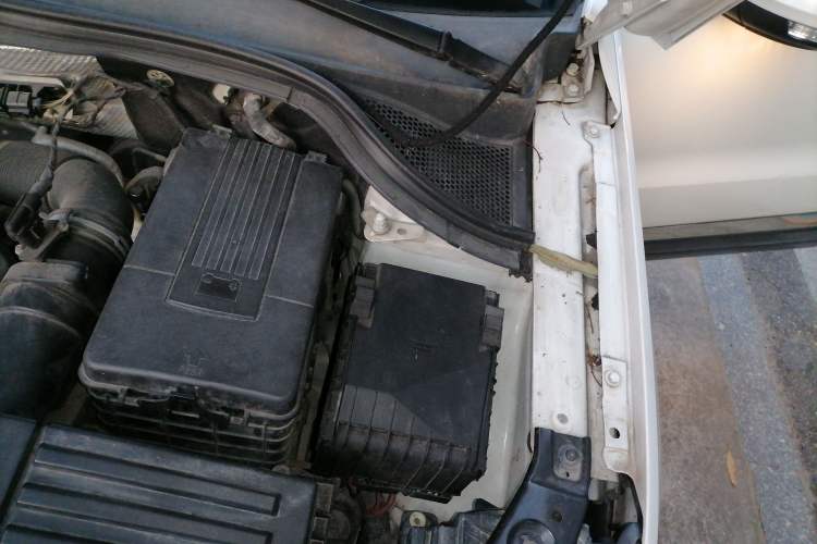Used Volkswagen Tiguan 2015 1.8TSI Automatic Two-Wheel Drive Comfort Edition Engine Bay Left