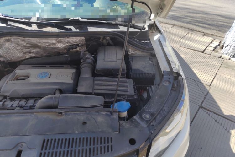 Used Volkswagen Tiguan 2015 1.8TSI Automatic Two-Wheel Drive Comfort Edition Engine Bay Left